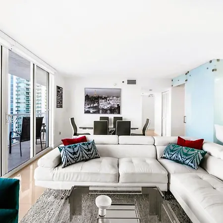 Bnb Hyperion - Luxe 3B Condo W City & Ocean Views